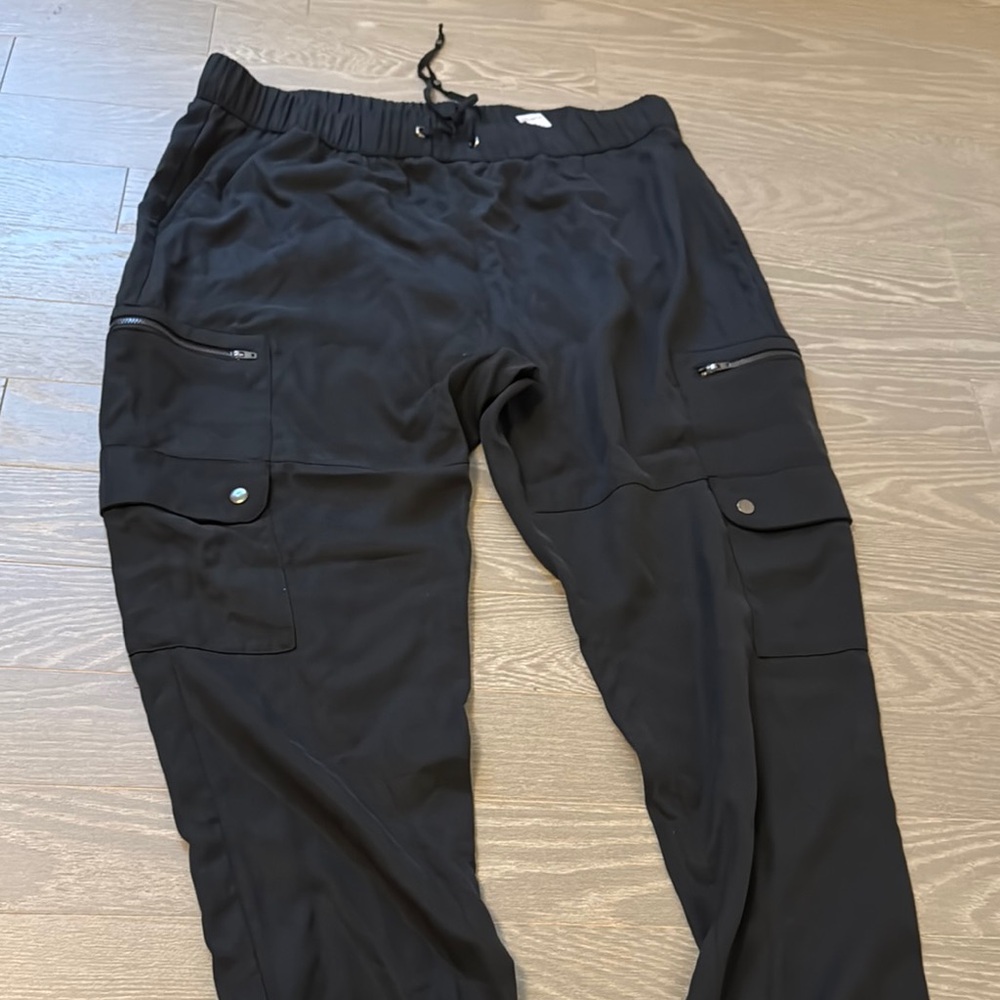 Banana Republic Black Cargo Pants for Women